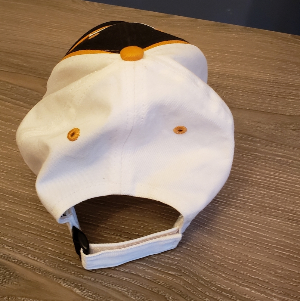 Hat - Picture 5 of 5